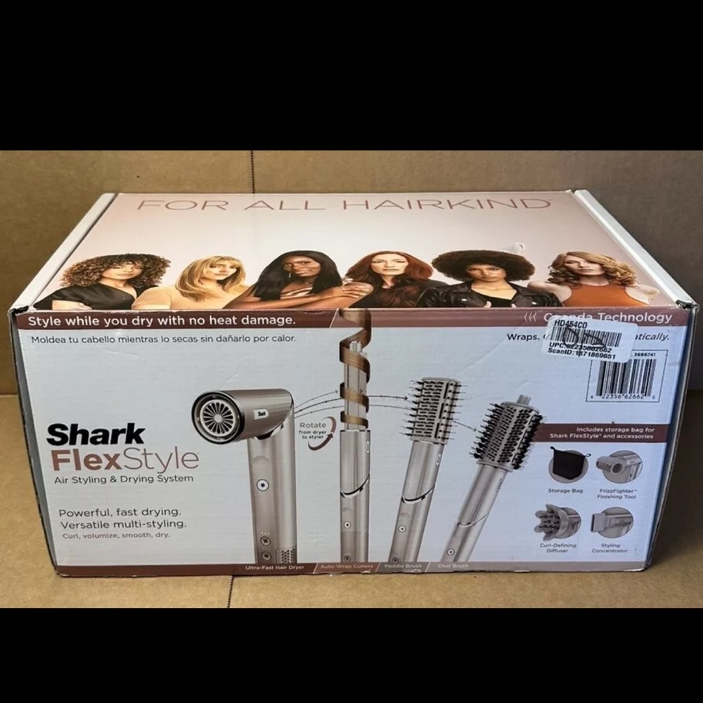 SHARE (-10)Shark Flexstyle Air Styling and Drying System (7 Attachments)
+ (Bag)